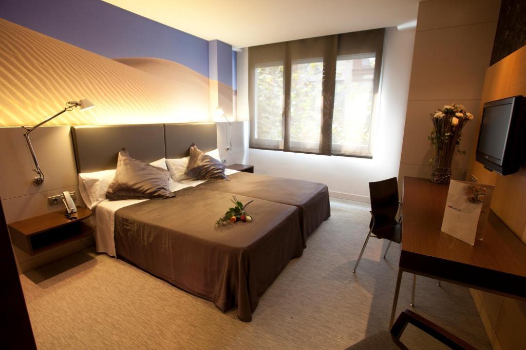 Hotel Urpi Sabadell Exterior foto