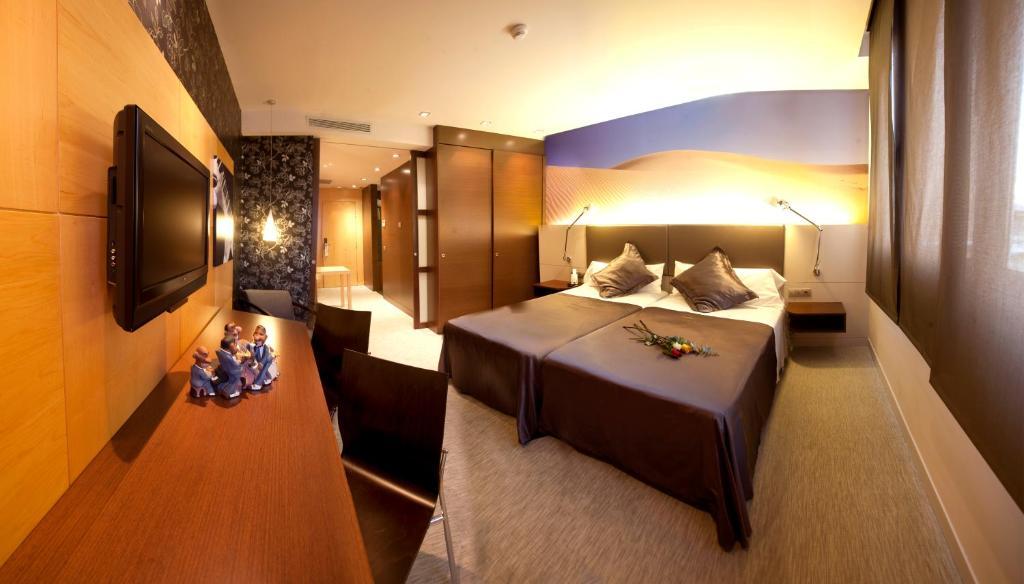 Hotel Urpi Sabadell Cameră foto